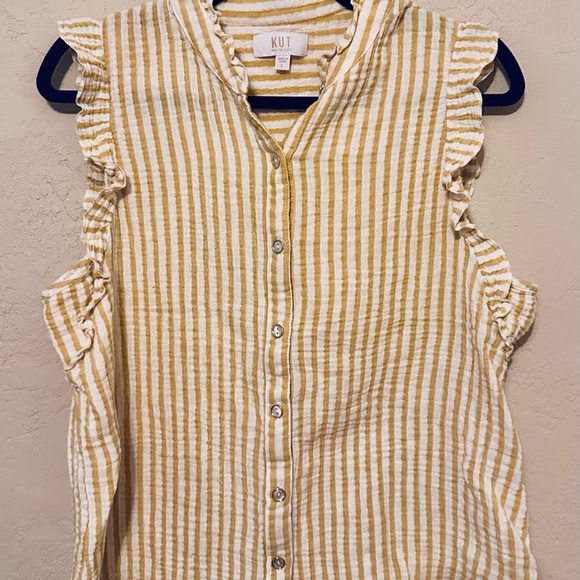Kut from the Kloth Tops - Kut from the Kloth Large Yellow and White Striped Ruffle Sleeve Button-Front Top